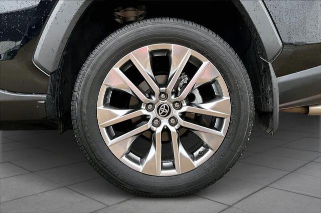 Certified Used 2021 MIDNIGHT BLACK METALLIC Toyota  image 11