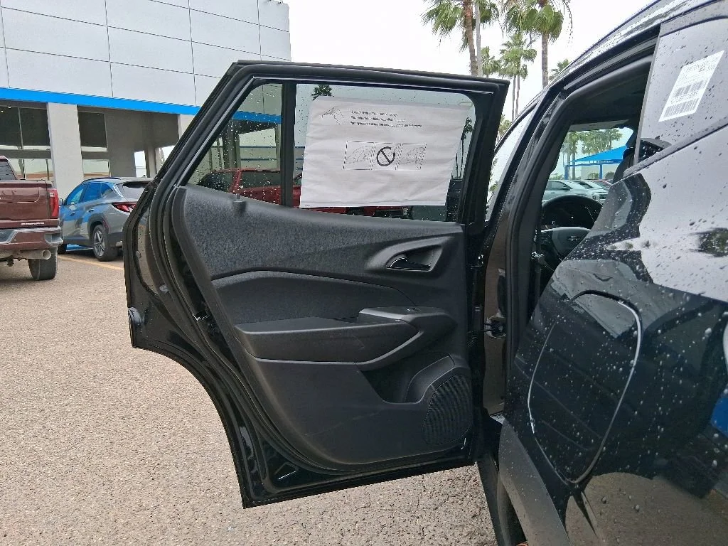 2026 Chevrolet Trax RS - Photo 16