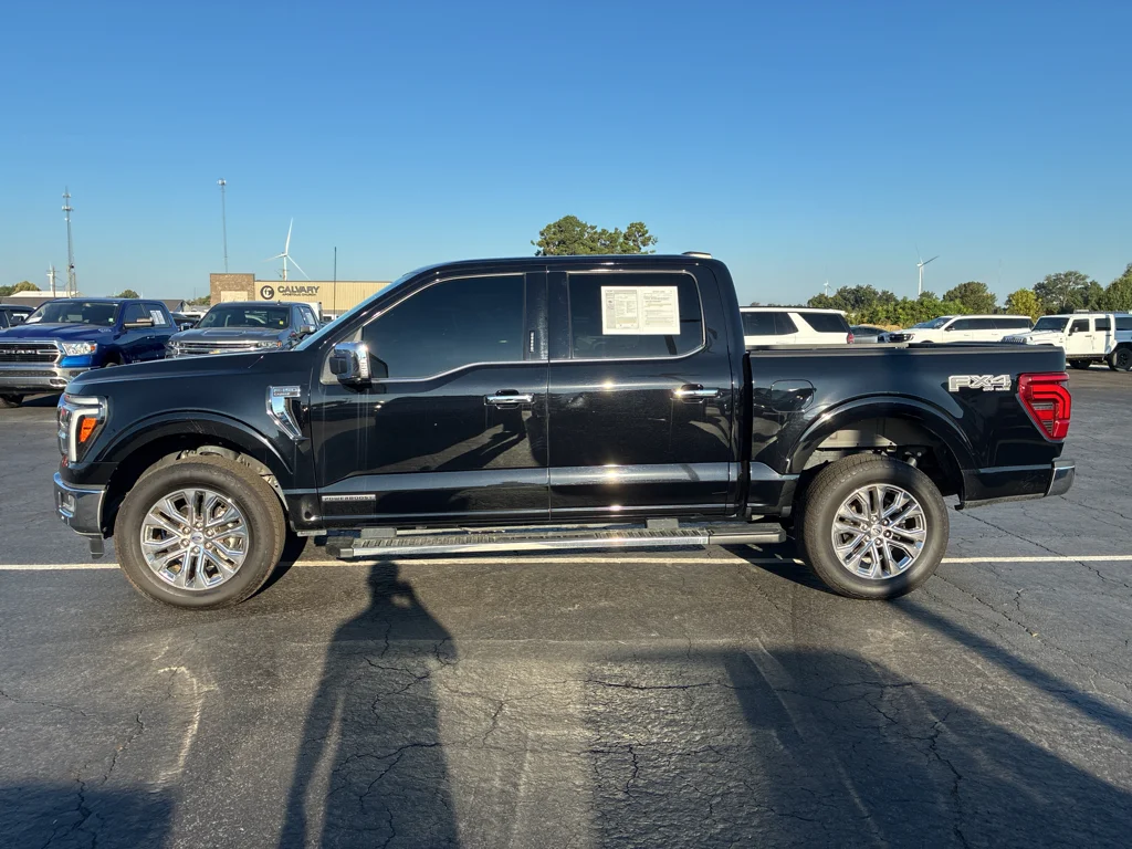 Used 2024 Agate Black Metallic Ford LARIAT image 8