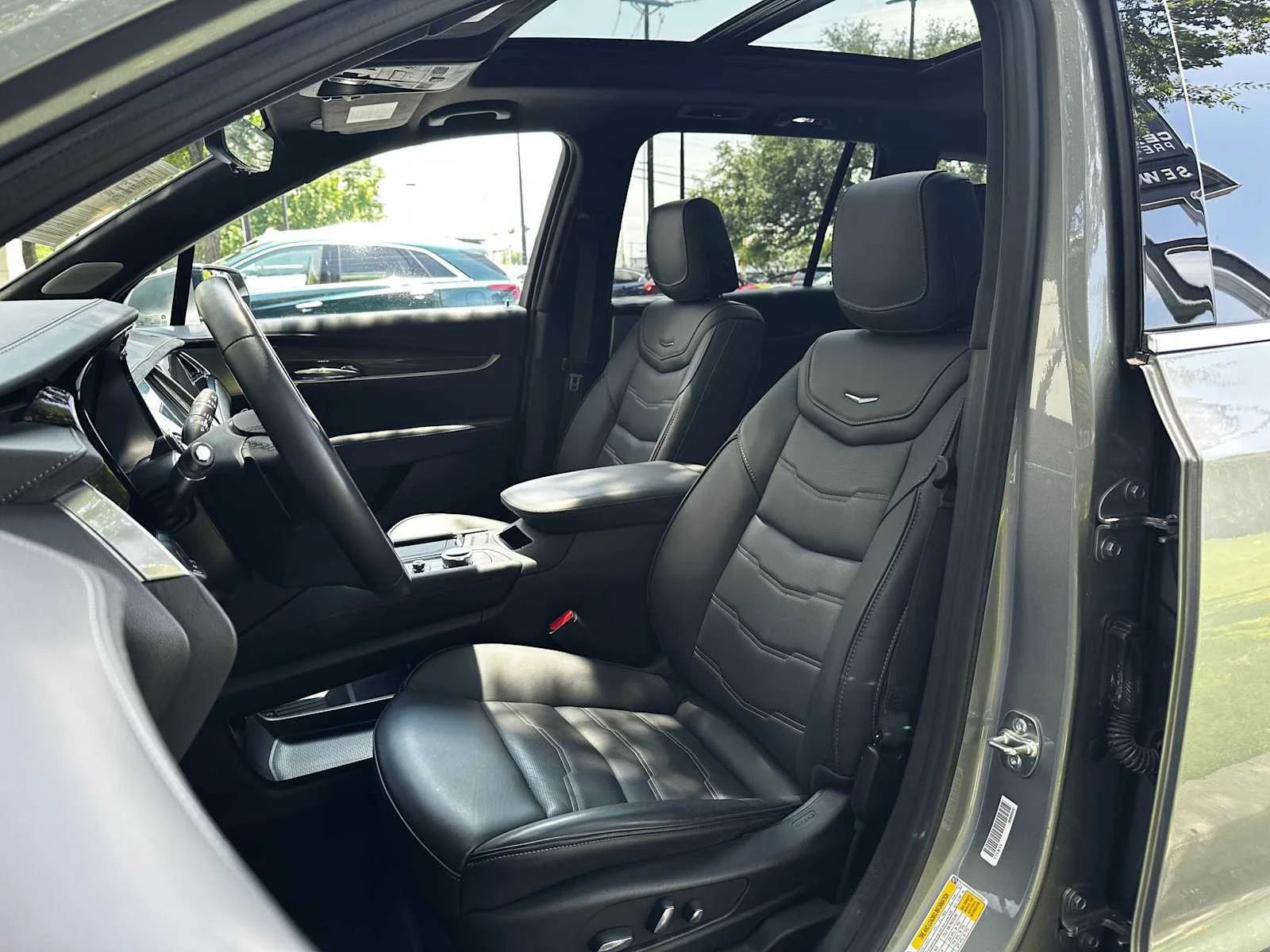 Certified Used 2025 Argent Silver Metallic Cadillac Premium Luxury image 9
