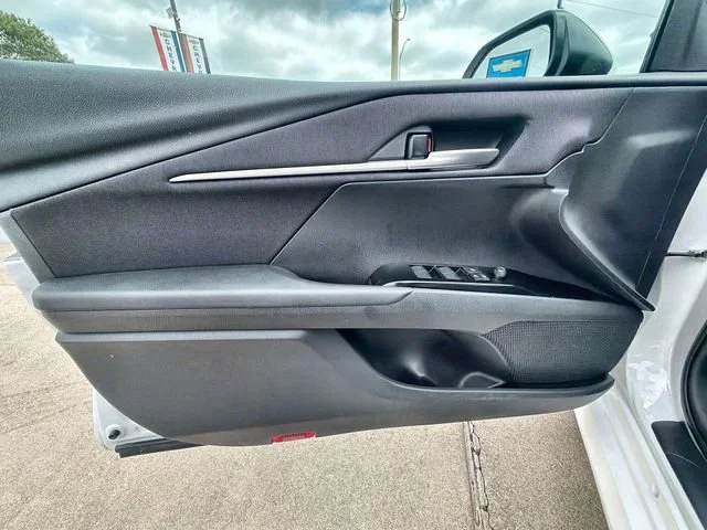 2026 Toyota Camry LE - Photo 21