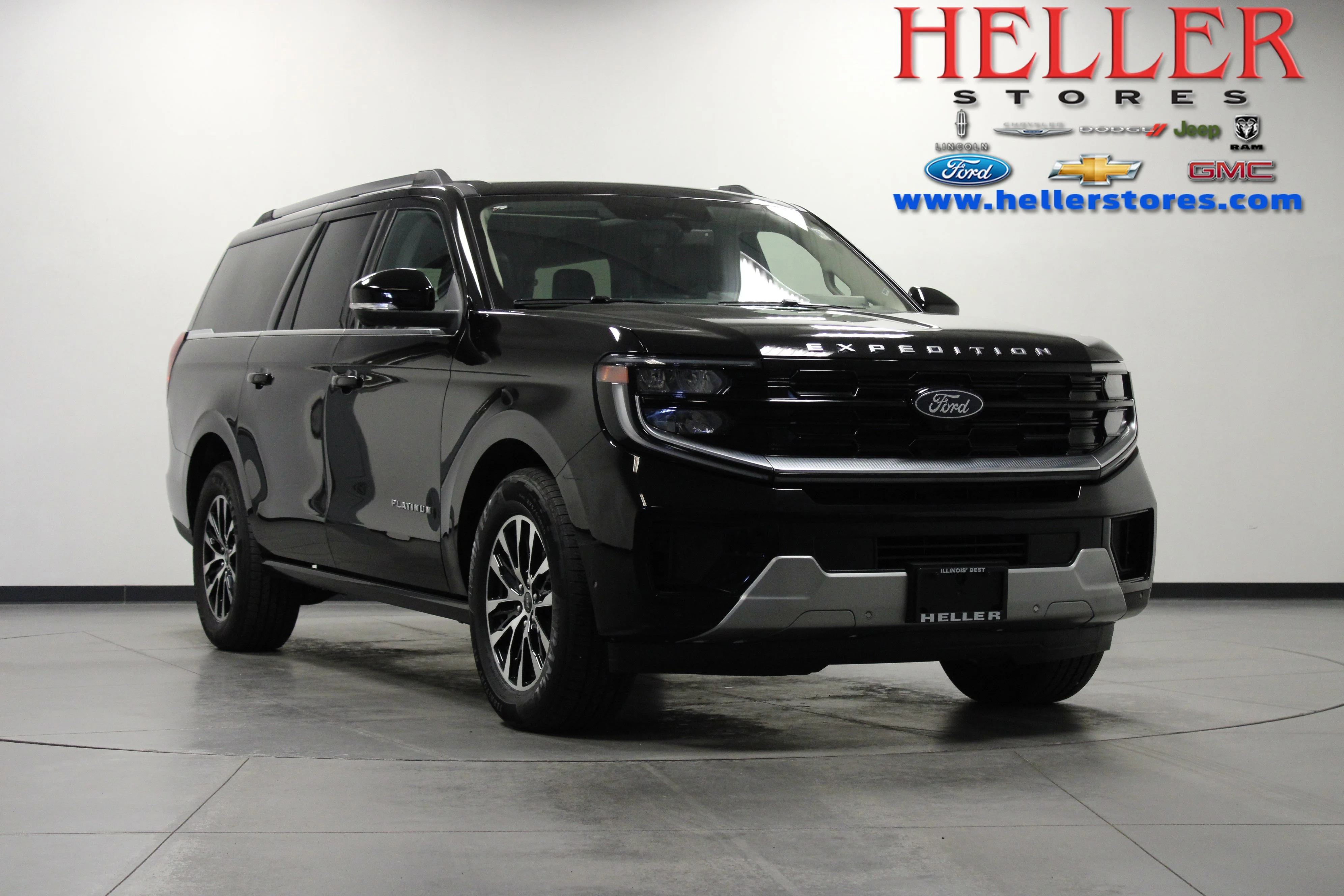 Used 2025 Black Metallic Ford Platinum image 1