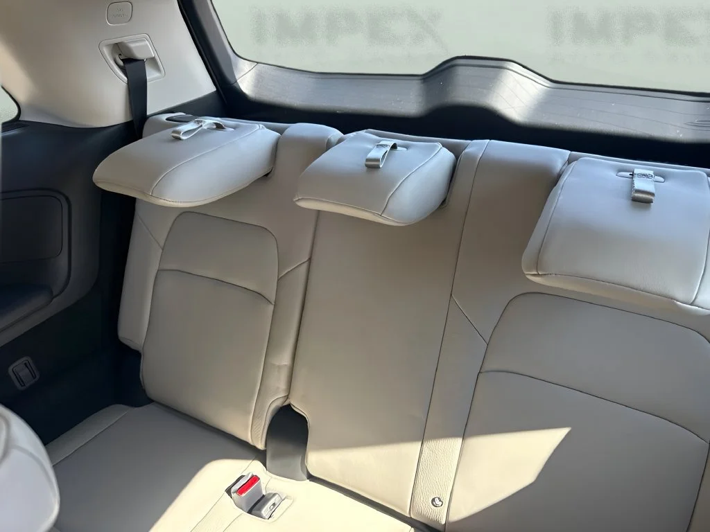 Used 2023 White Nissan SL image 14