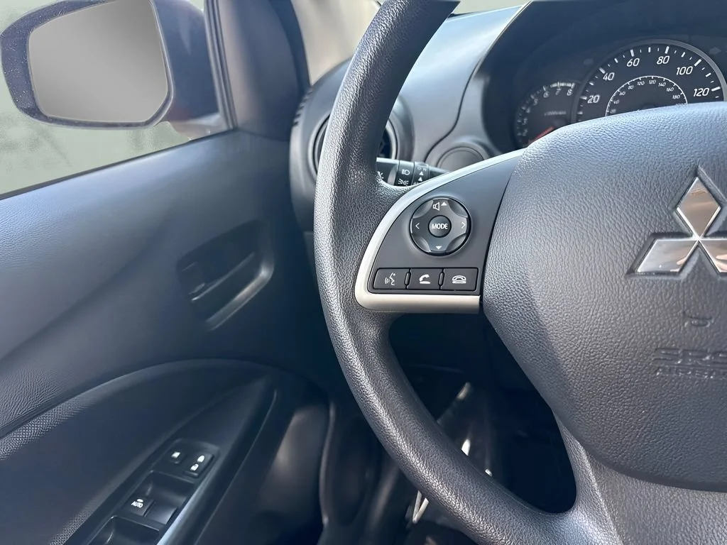 Used 2024  Mitsubishi ES image 13