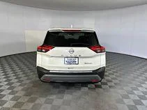 Used 2023 Pearl White Tricoat Nissan SV image 5