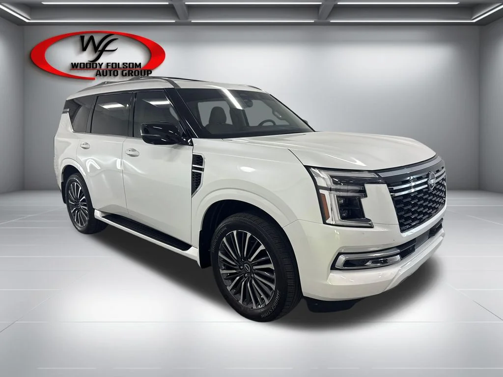 New 2026 Everest White TriCoat Nissan Platinum Reserve image 3