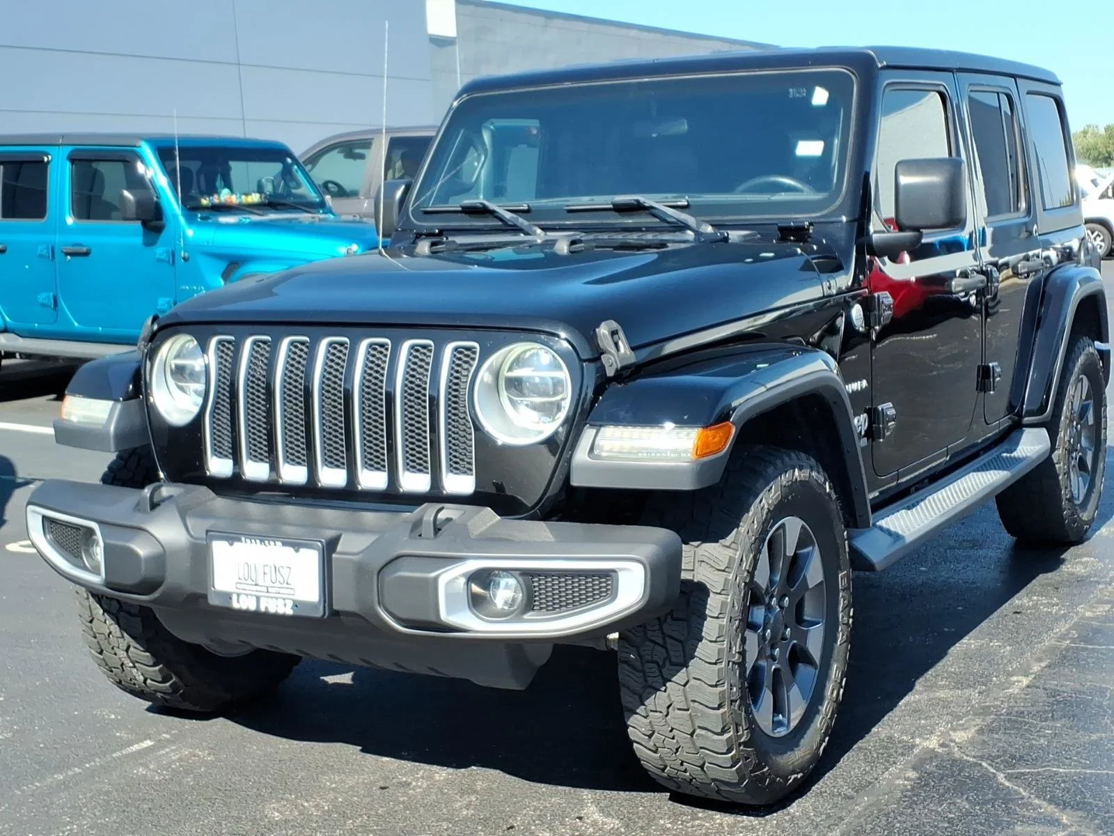 Used 2018 Black Clearcoat Jeep Sahara image 2