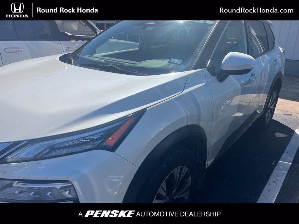 Used 2023 Pearl White Tricoat Nissan SV image 1