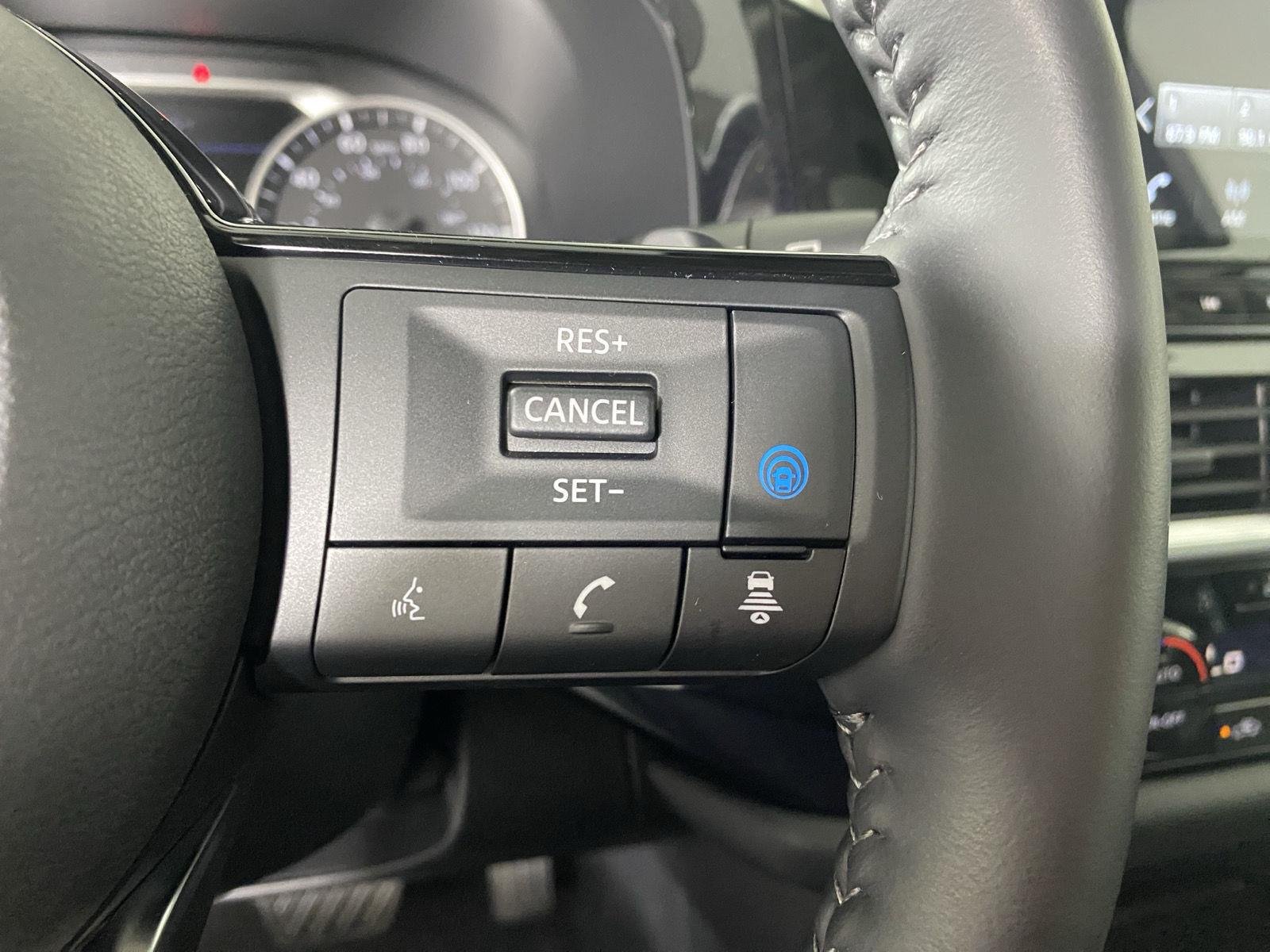 Certified Used 2024 Pearl White Tricoat Nissan SL image 17