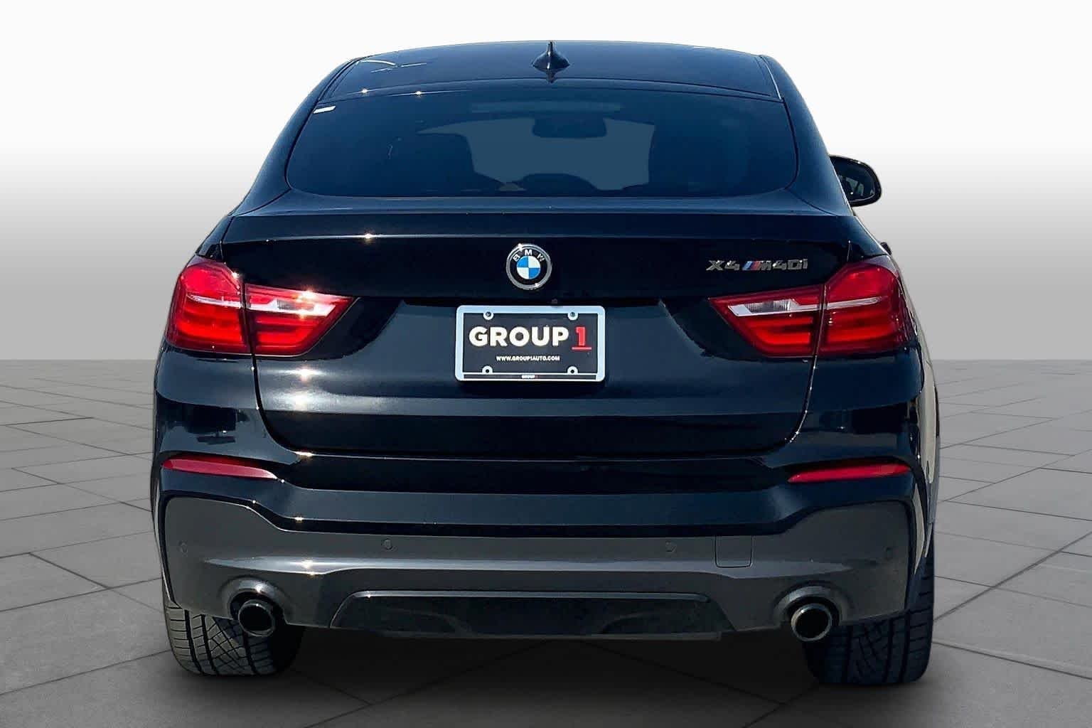 Pre-Owned 2018 BMW X4 M40i