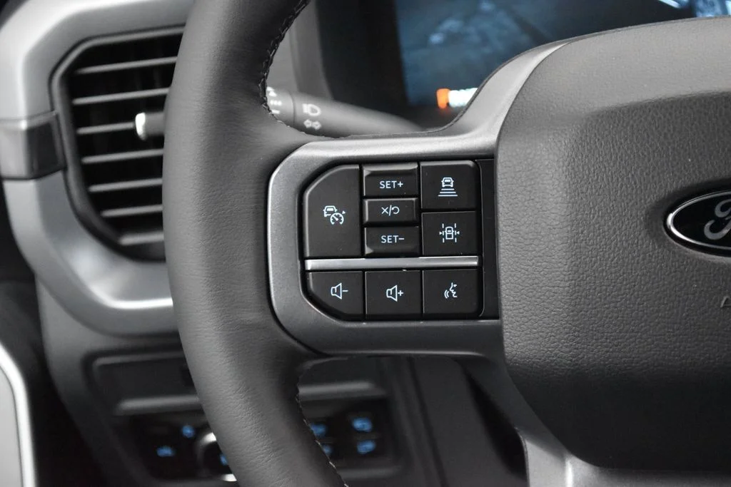 New 2026 Gray Metallic Ford XLT image 9