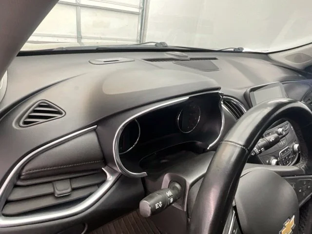 Used 2024 Gray Chevrolet LT image 19