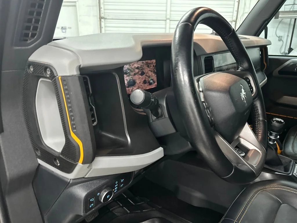 Used 2022 Gray Ford Badlands image 15