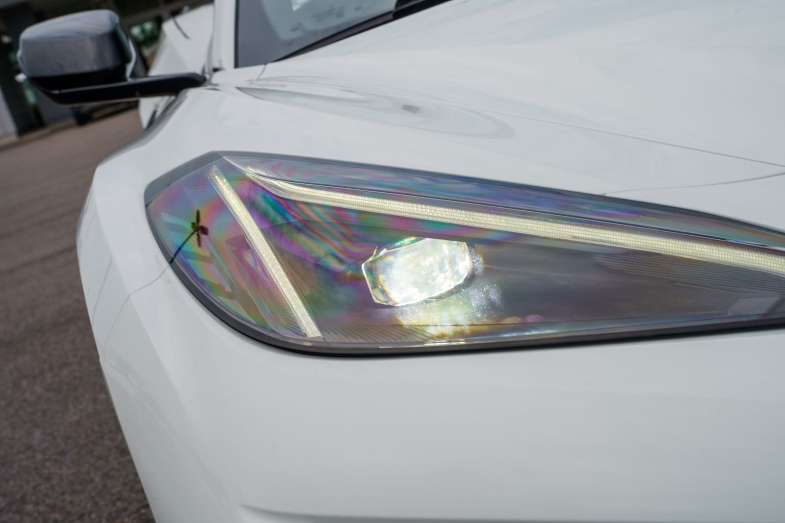 Used 2024 White Chevrolet Z06 image 18