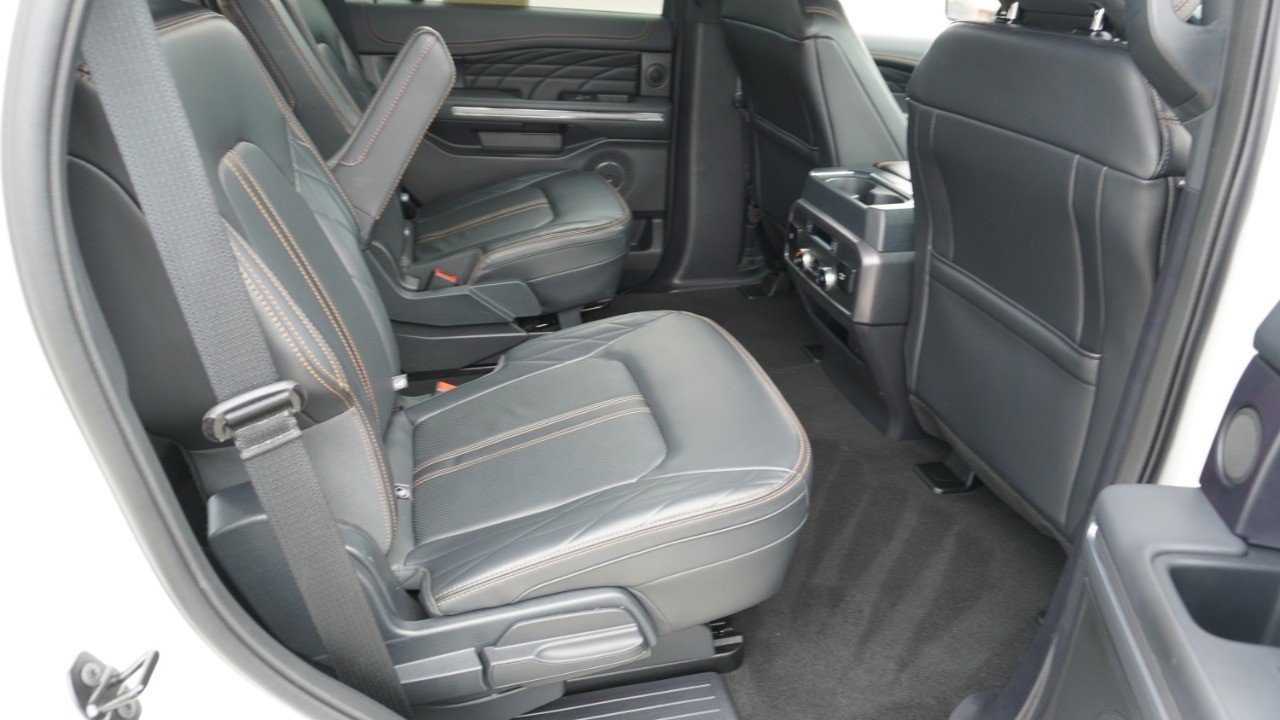 Used 2024 White Ford Platinum image 33