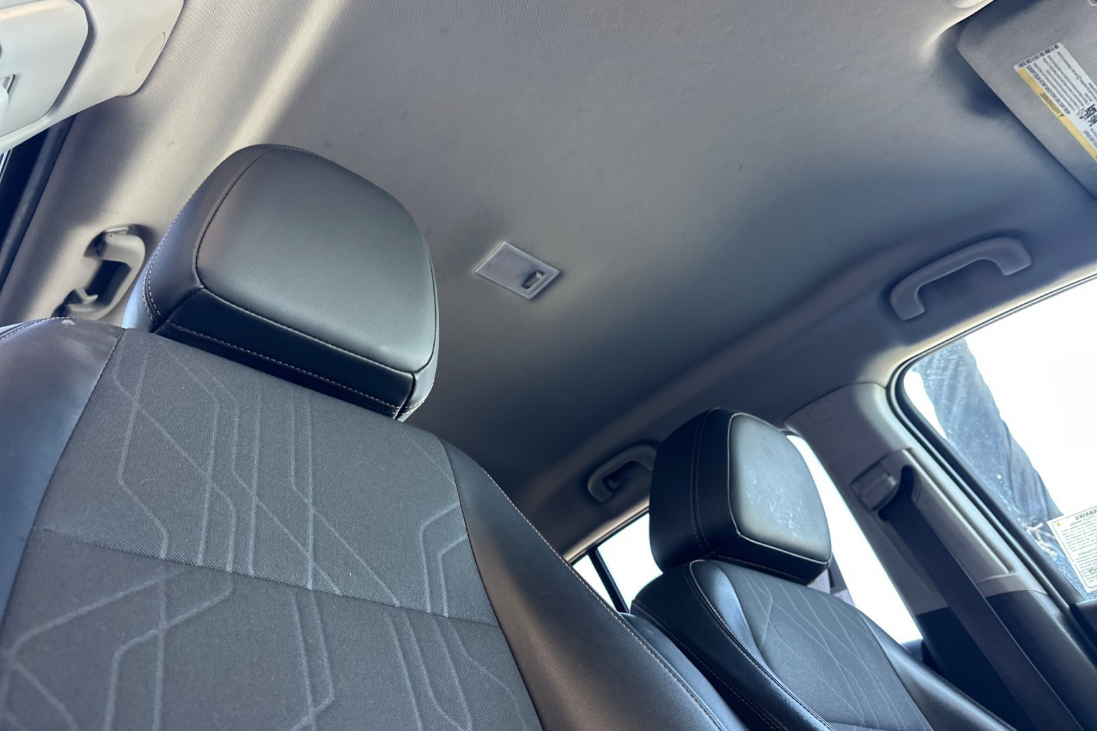 Used 2022 Midnight Blue Metallic Chevrolet LT image 17
