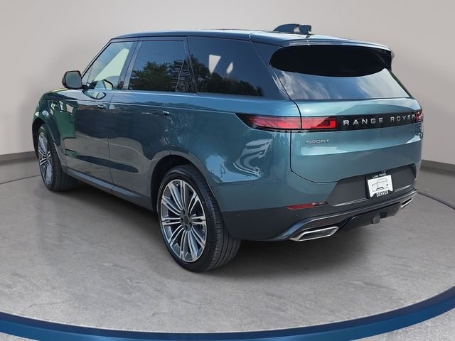 New 2026 Giola Green Land Rover SE image 7
