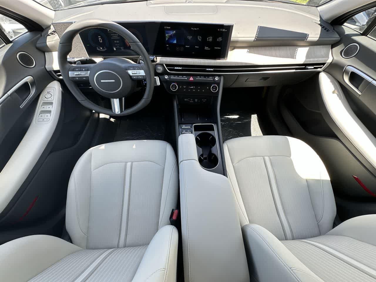 2025 Hyundai Sonata Hybrid SEL - Photo 53