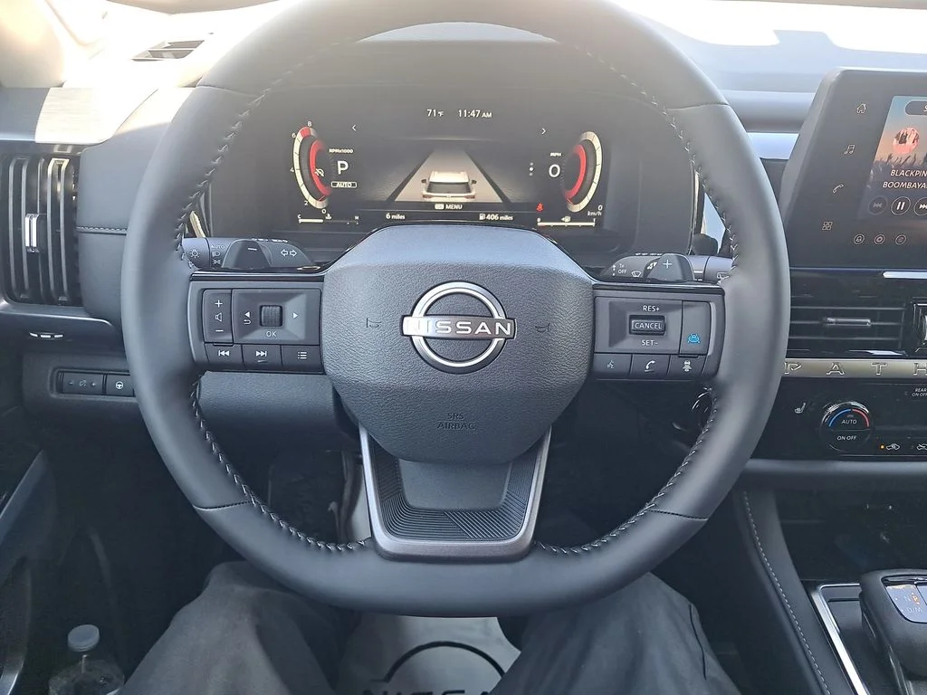 New 2026 White Nissan SL image 14
