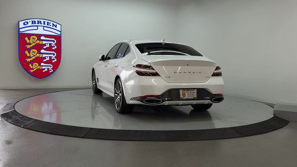 Used 2026 White Genesis 2.5T Prestige image 6