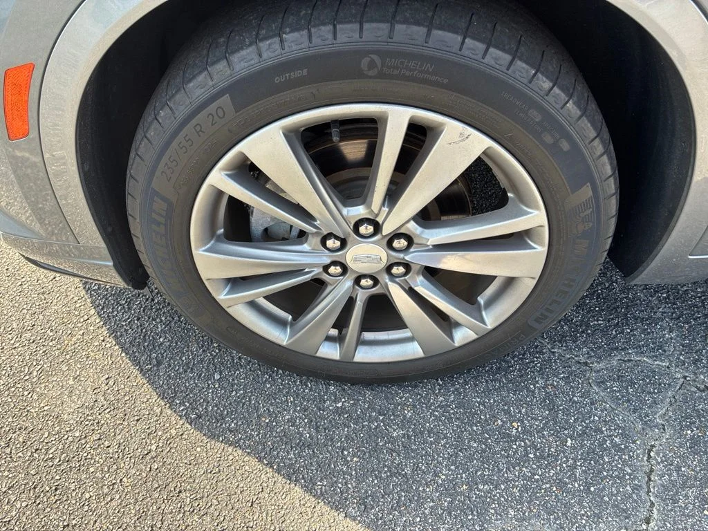 Used 2020 Gray Cadillac Premium Luxury image 9