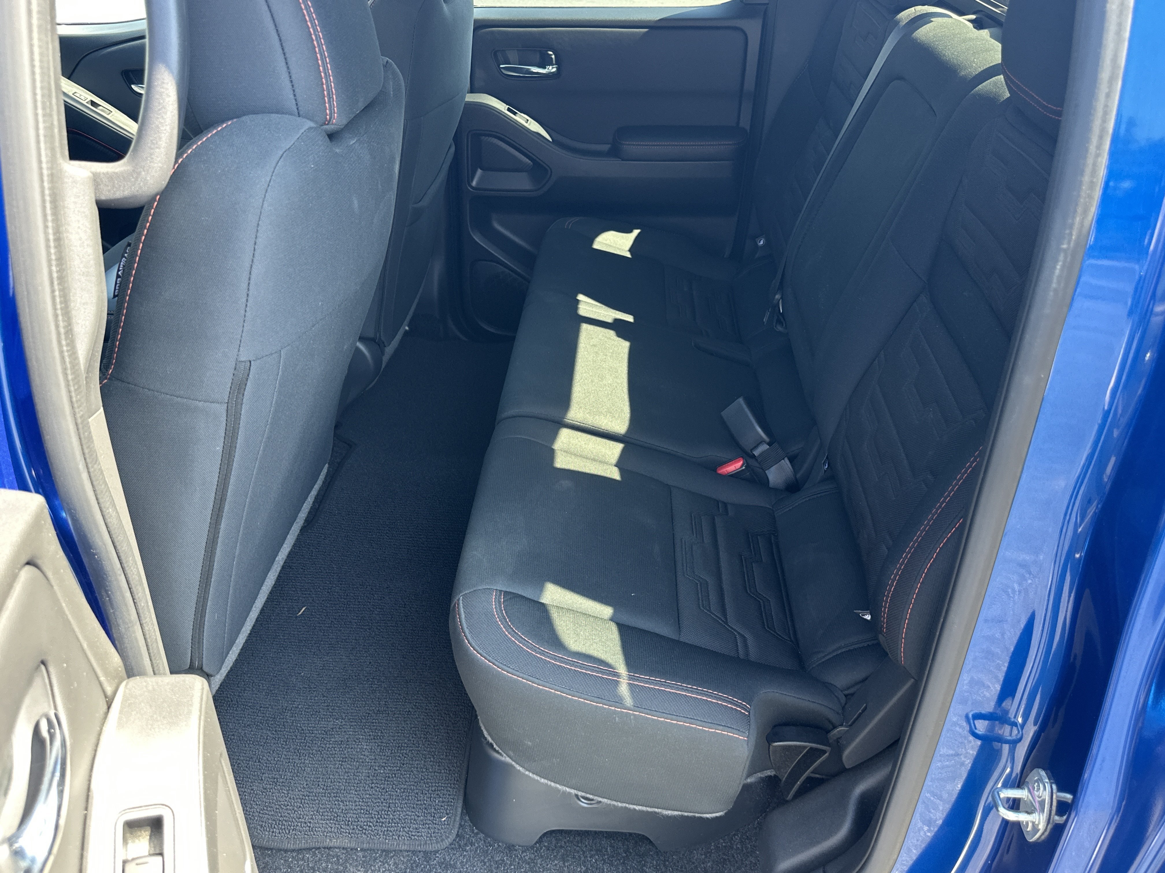 Used 2025 Bluestone Pearl Nissan PRO-X image 21