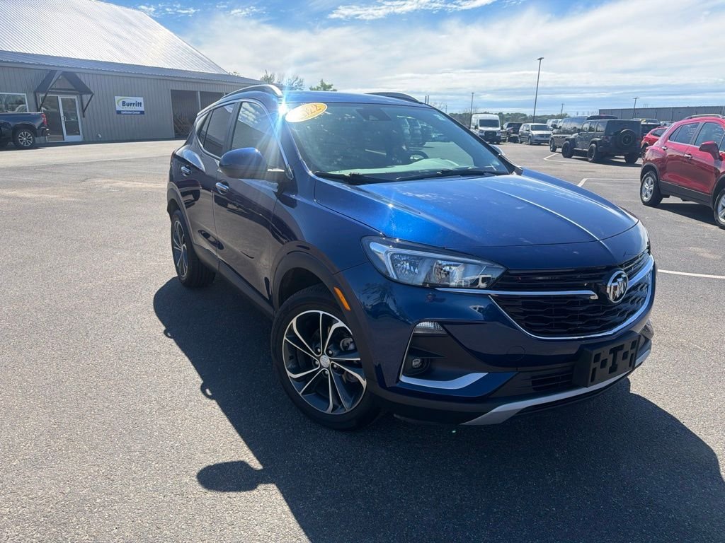 2022 Buick Encore GX Select's photo