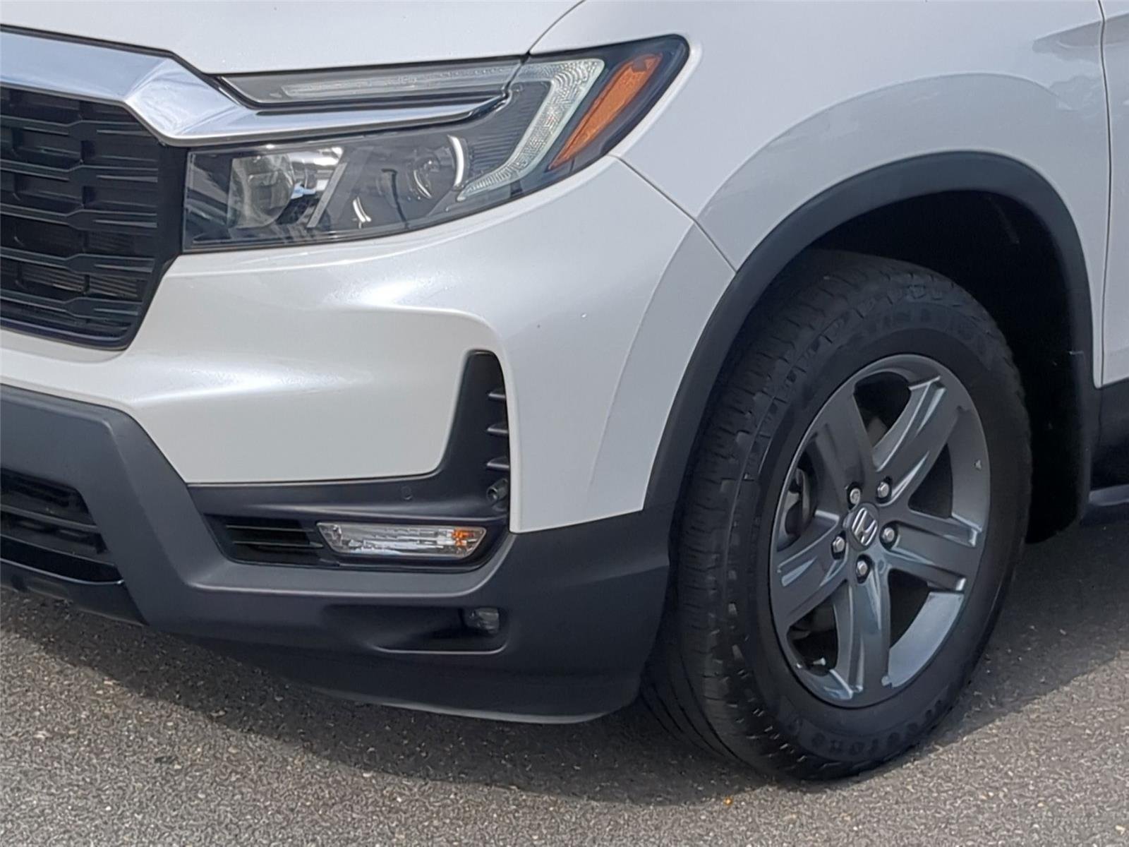 Used 2023 Platinum White Pearl Honda RTL-E image 9