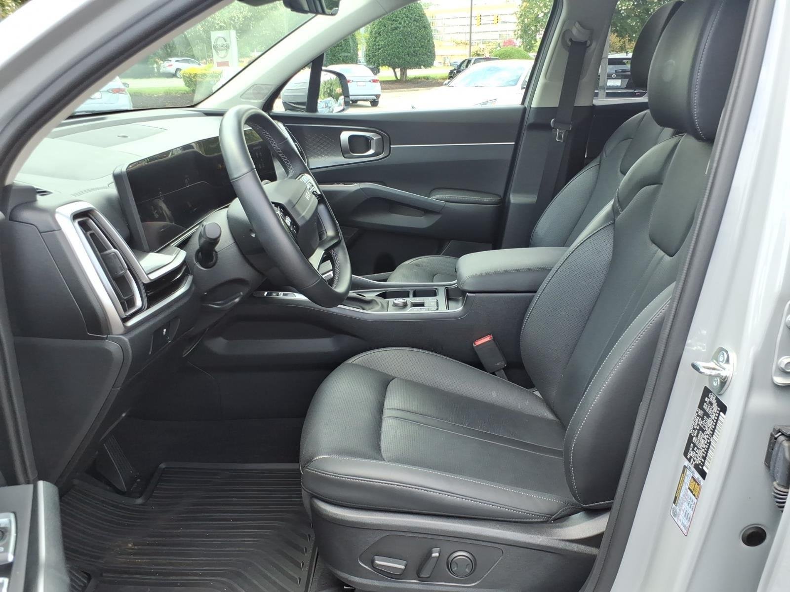 Used 2026 Wolf Gray Kia S image 11