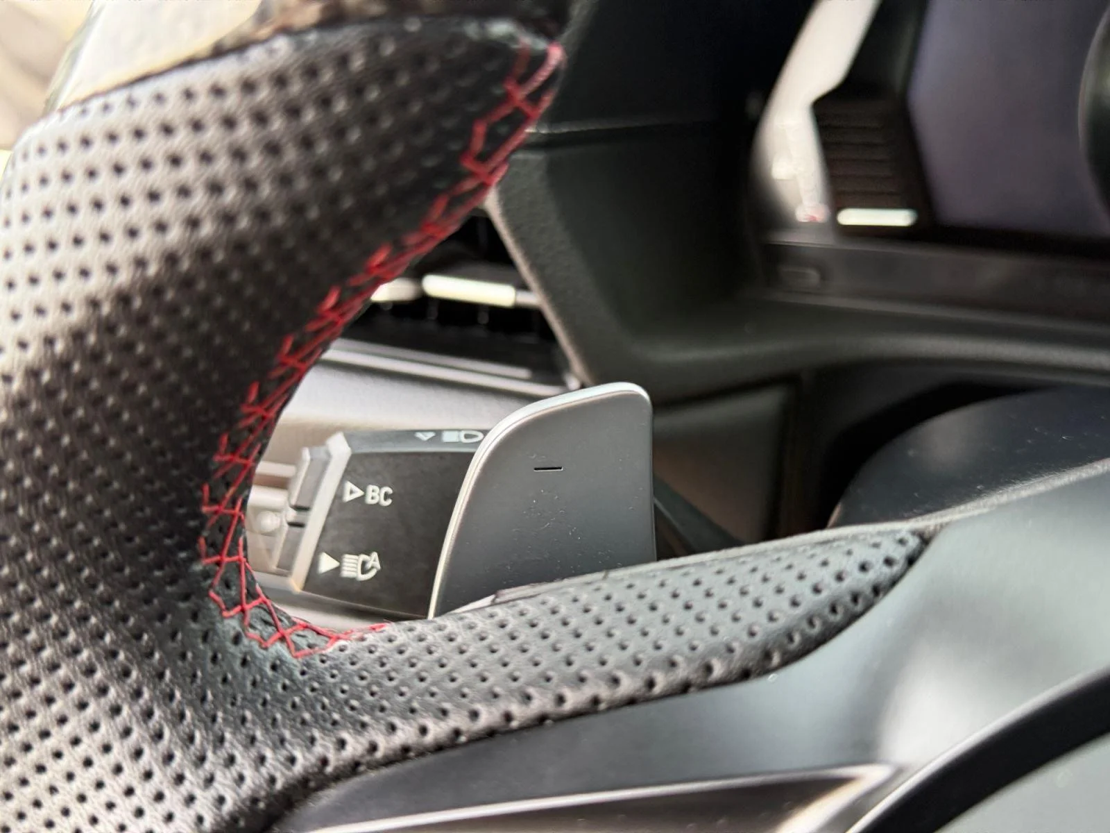 Used 2021  Toyota 3.0 Premium image 44