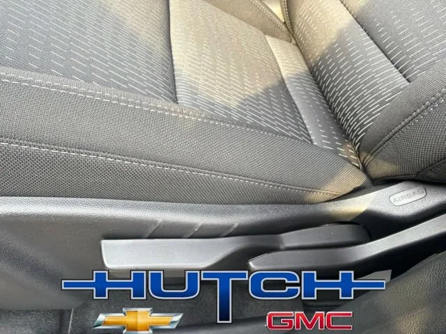 New 2027 Lakeshore Blue Metallic Chevrolet LT image 22