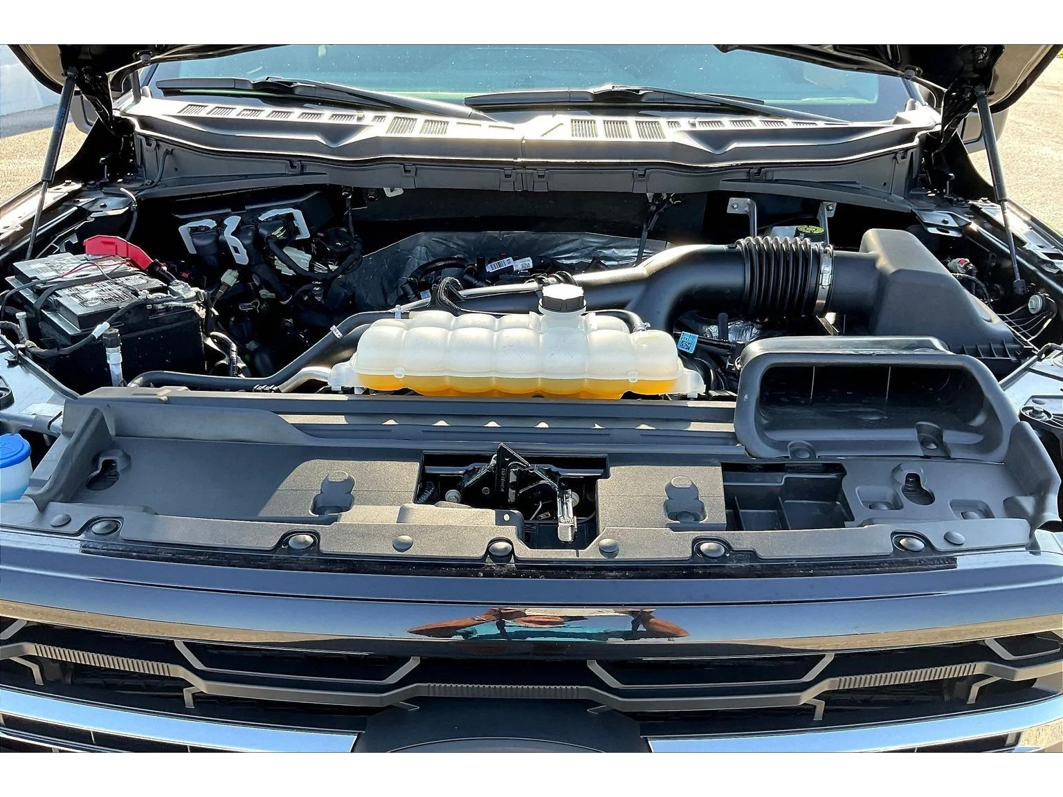Used 2025  Ford XLT image 8