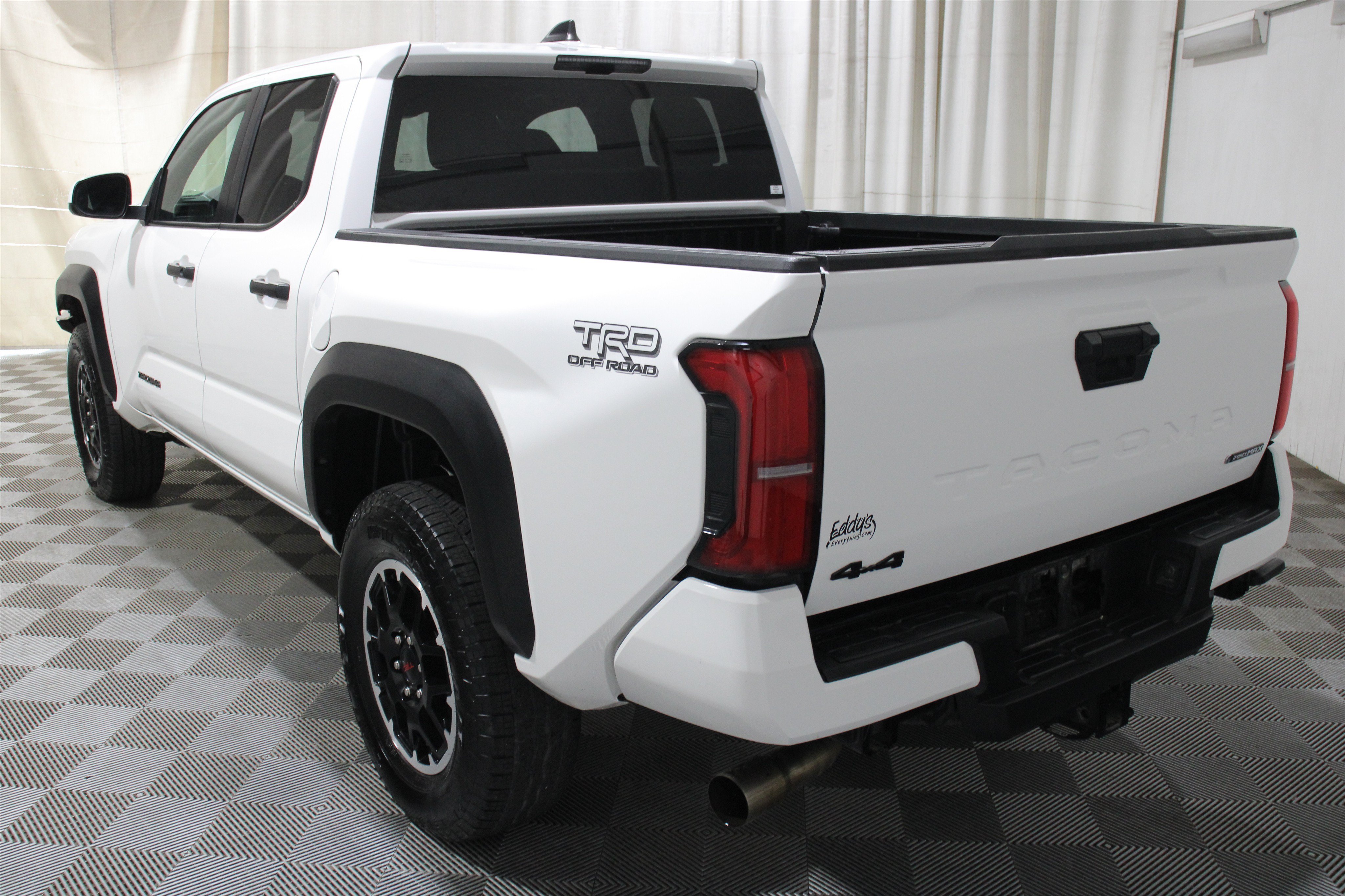 2025 Toyota Tacoma TRD Off Road - Photo 34