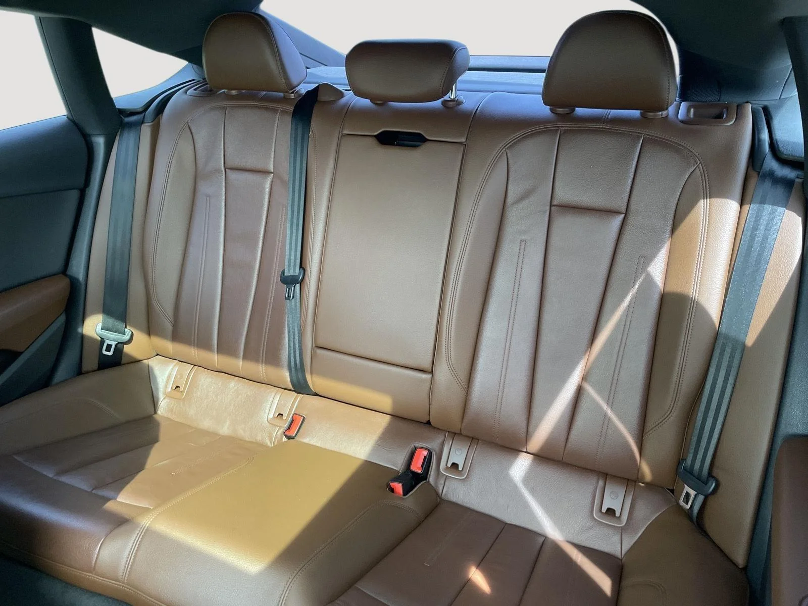Used 2018 Moonlight Blue Metallic Audi Premium Plus image 23