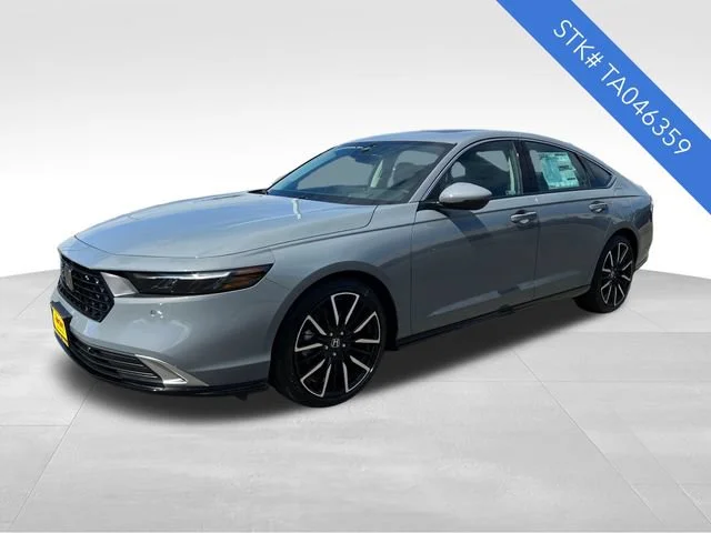New 2026 Urban Gray Pearl Honda Touring image 3