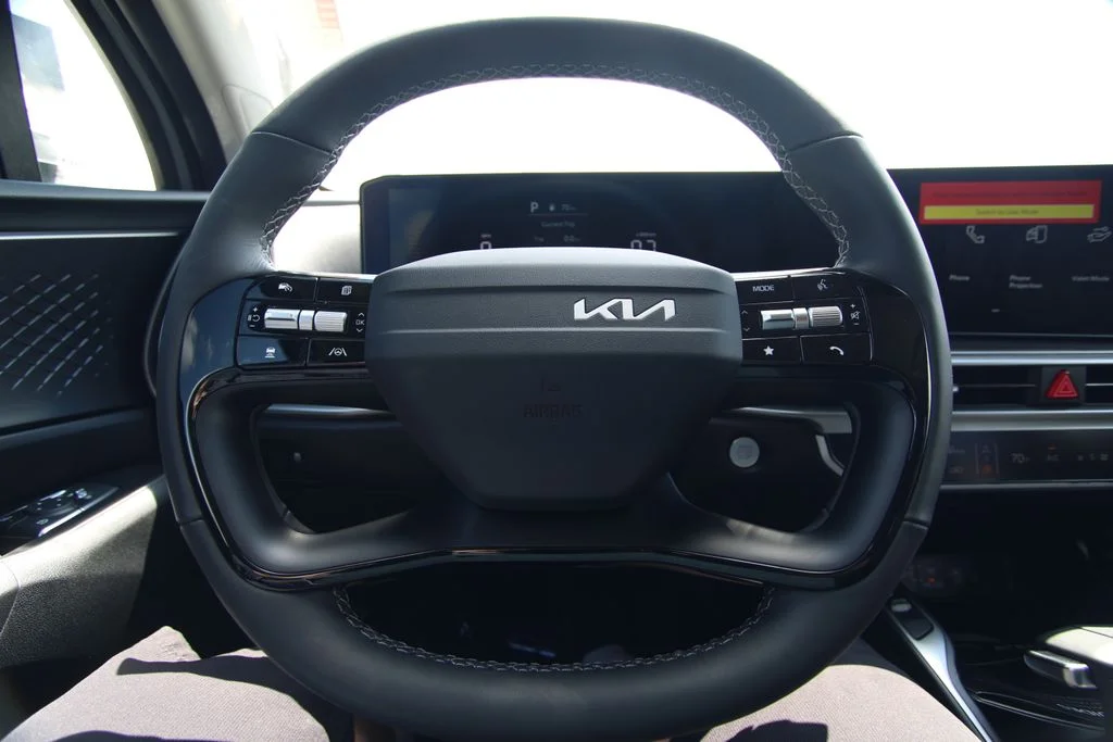 New 2026 Silver Kia S image 20