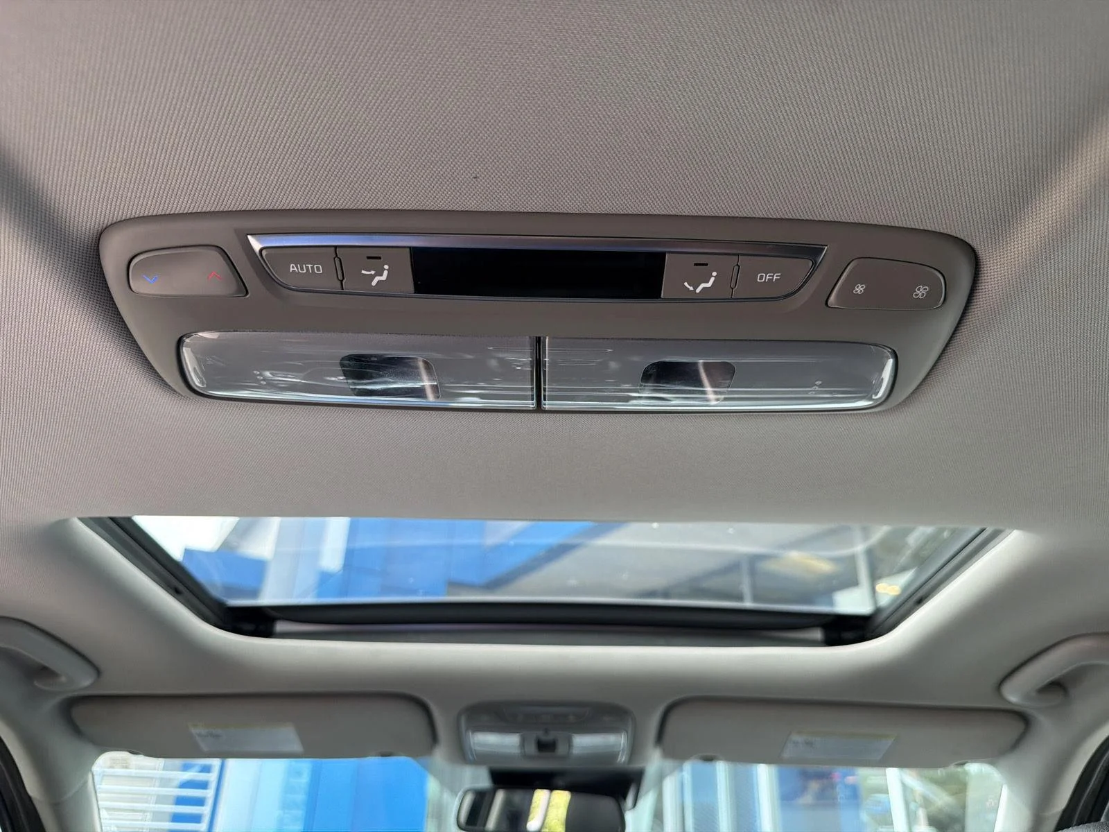 Used 2020 Ebony Black Kia EX image 41