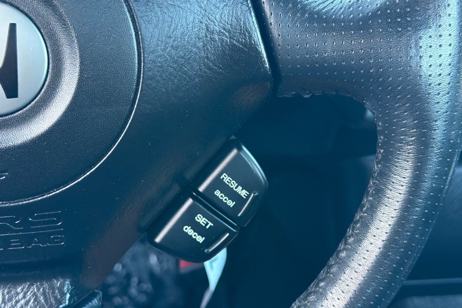 Used 2001  Honda Base image 29