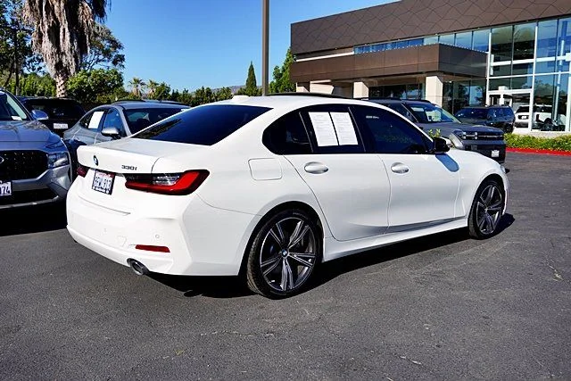 Used 2023 White BMW 330i image 7