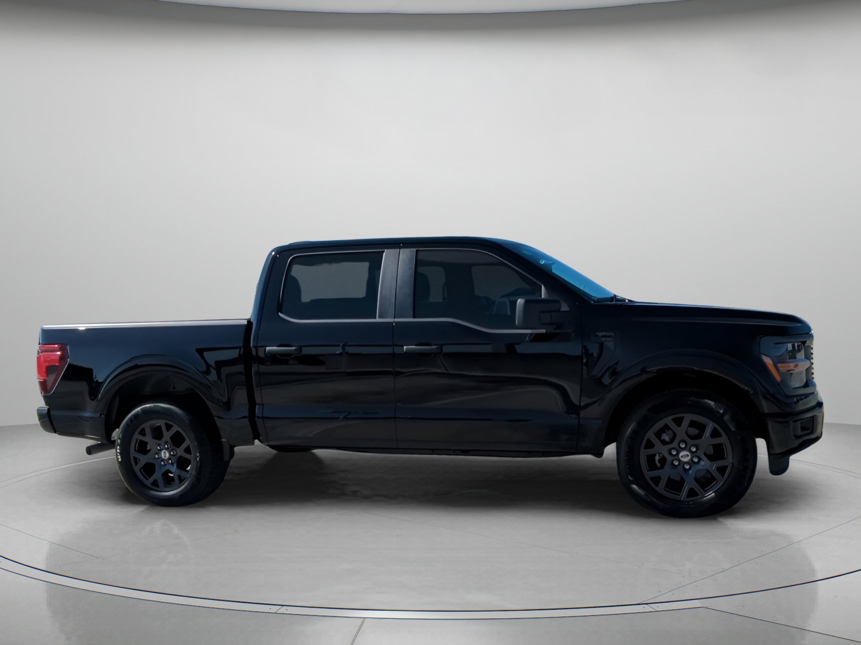 New 2026 Agate Black Metallic Ford STX Crew Cab Pickup image 30