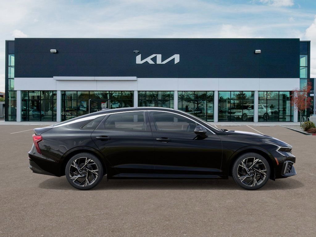 2025 Kia K5 GT-Line - Photo 7