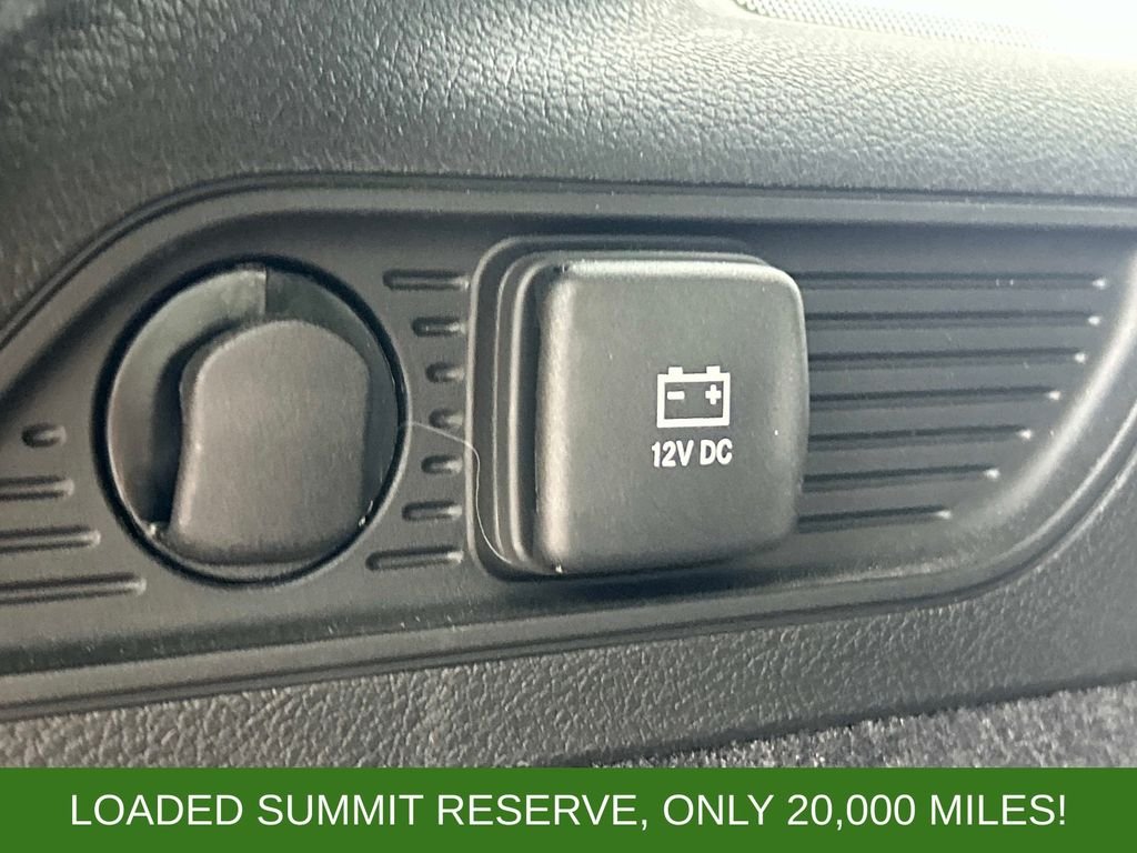 Used 2025 White Jeep Summit Reserve image 13
