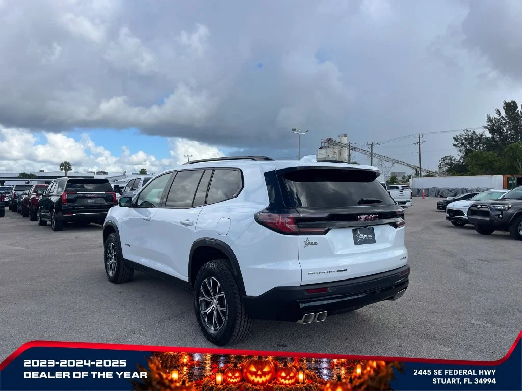 New 2026 Summit White GMC AT4 image 5