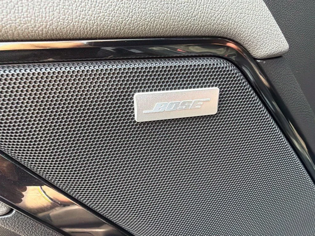 Used 2025 Black Chevrolet ZR2 image 23