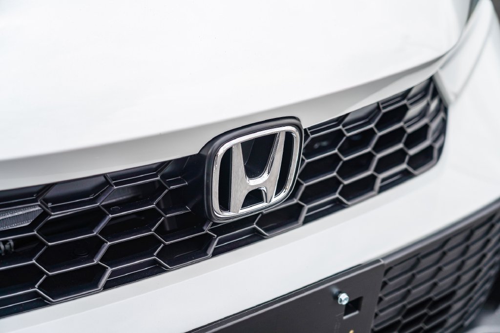 New 2026 Platinum White Pearl Honda Sport image 3