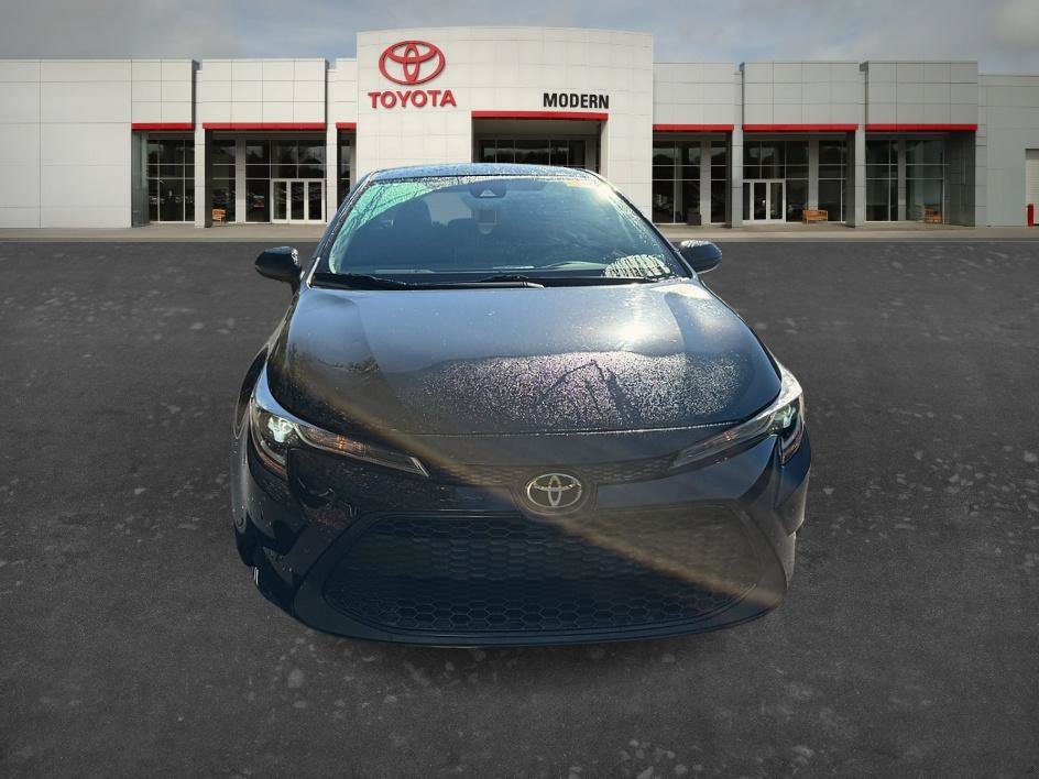 Used 2020 Black Sand Pearl Toyota LE image 14