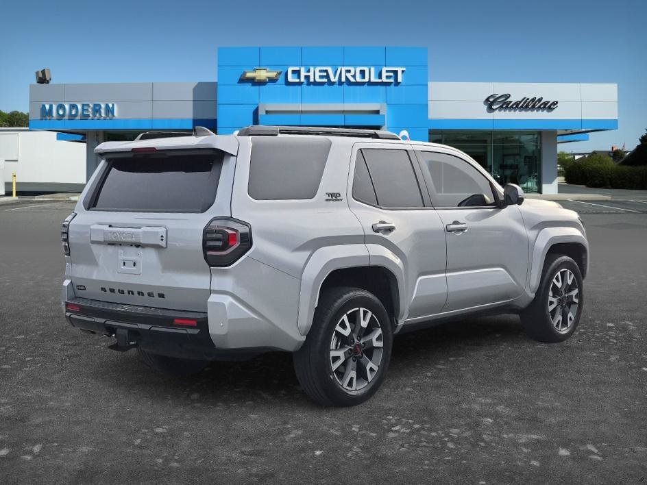 Used 2025 Cutting Edge Toyota SR5 image 5