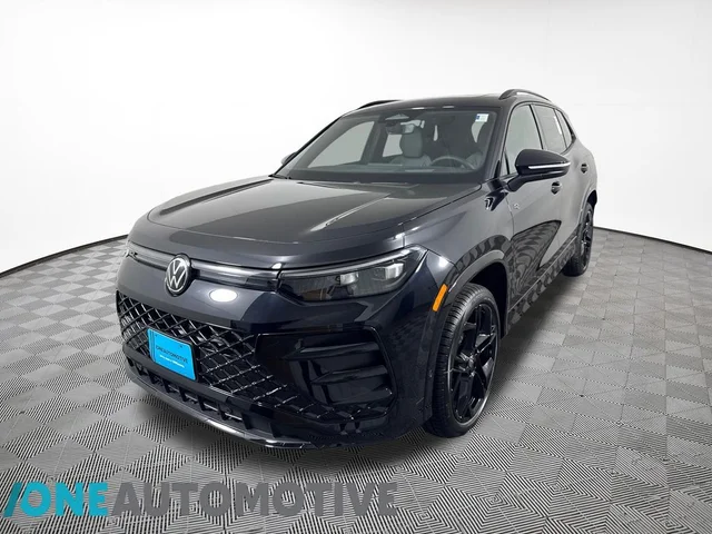 2026 Volkswagen Tiguan 2.0T SE R-Line Black