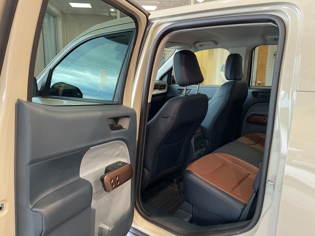 Used 2024 Beige Ford Lariat image 29