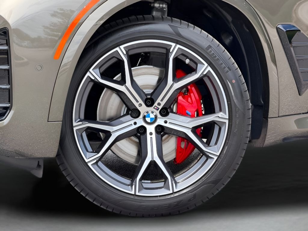 New 2026 Manhattan Green Metallic BMW xDrive40i image 27